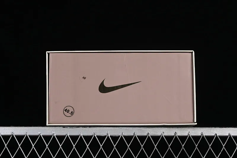 All Categories Nk SB Dunk Series Nk SB Dunk Low Low-top sneakers Nk Dunk Low Sanxingdui 2.0 Retro deconstruction style Old label SB strap low-top casual sneakers DD1503-112